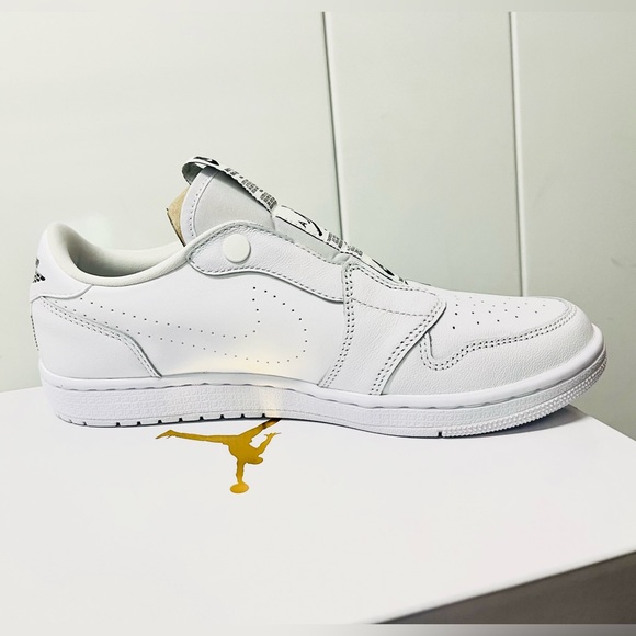 NEW NIKE AIR JORDAN RETRO 1 LOW SLIP-on Women Sneakers Shoes WHITE various sizes - Picture 6 of 14